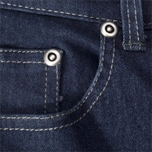 Ladies Bootleg Sierra Jeans Close Up Front Pocket